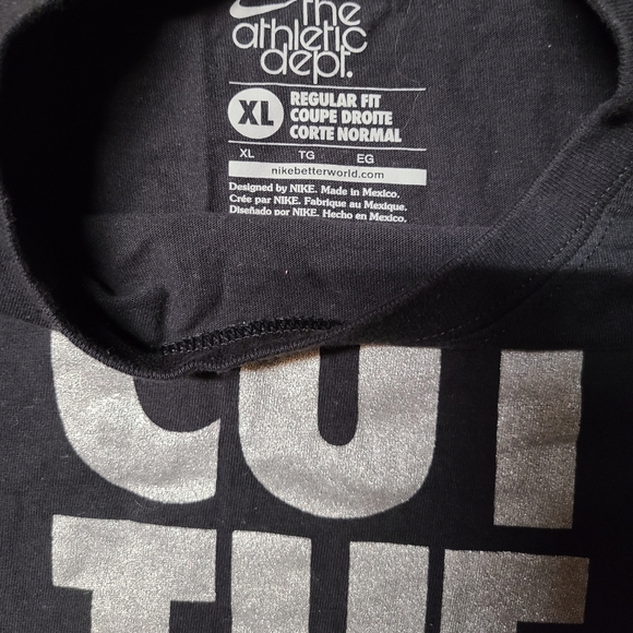 Nike "Cut the Check" t shirt - Picture 2 of 2